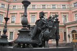 Памятник Павлу I во дворе Михайловского замка